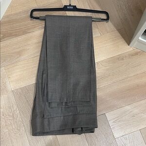 NWOT Hugo Boss  Trousers in US Size 4